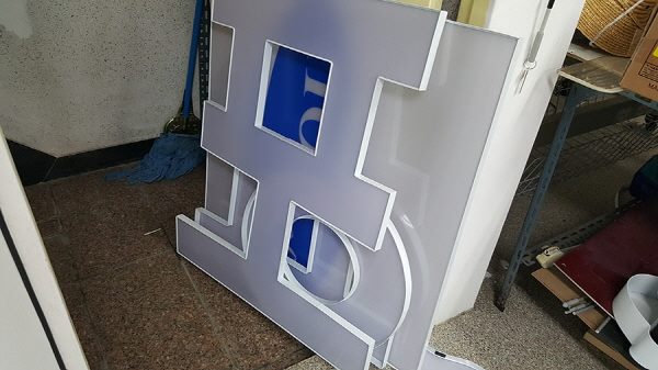20230923-192851-08.jpg